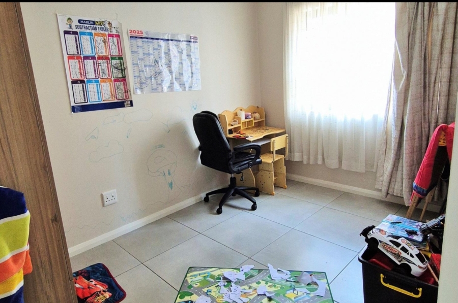 3 Bedroom Property for Sale in Overbaakens Eastern Cape